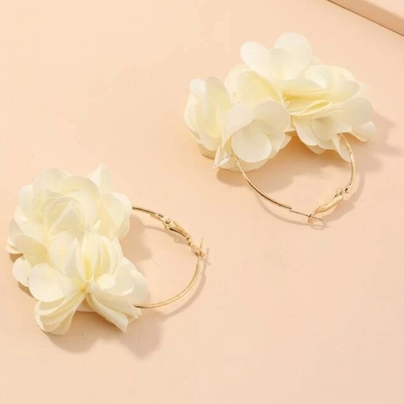 Gold Hoop statement earrings flower ivory Petals wedding fabric 💖2/$30 - Picture 9 of 12